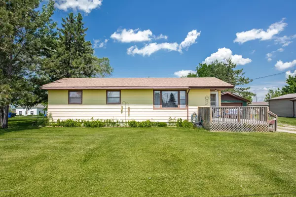 304 Elm AVE W, Frazee, MN 56544