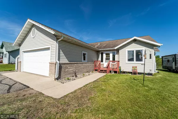 1145 Garnet BLVD, Detroit Lakes, MN 56501