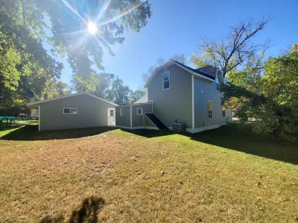 Perham, MN 56573,156 4th ST NW