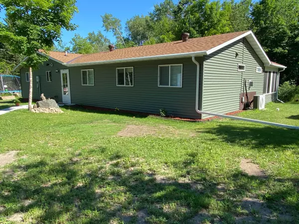 Ogema, MN 56569,33498 Strawberry DR