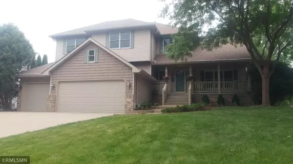 318 Dunbar WAY, Mahtomedi, MN 55115