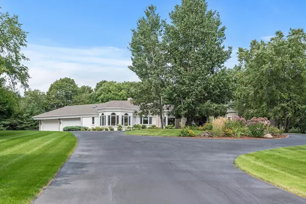 North Oaks, MN 55127,5 Foster PL