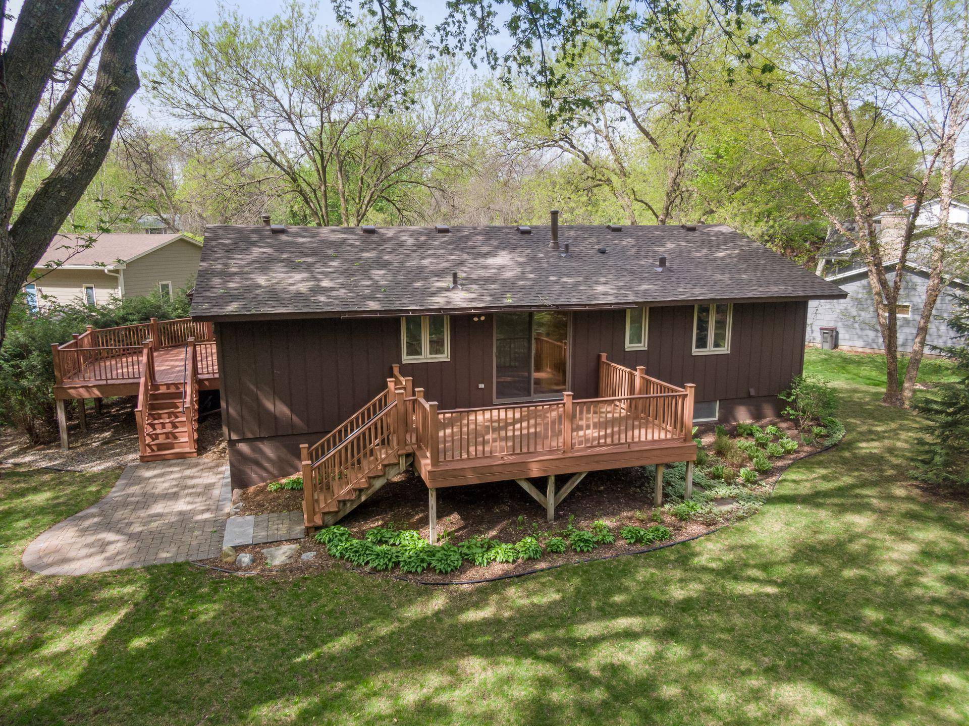 Chanhassen, MN 55317,8011 Cheyenne AVE