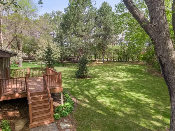 Chanhassen, MN 55317,8011 Cheyenne AVE