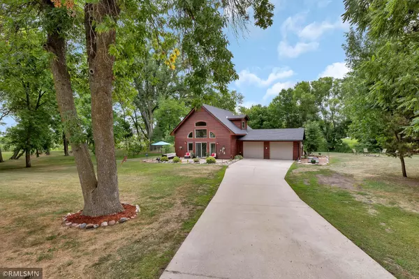 13557 Indian Beach RD, Spicer, MN 56288