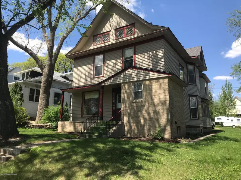 536 W Lincoln AVE, Fergus Falls, MN 56537