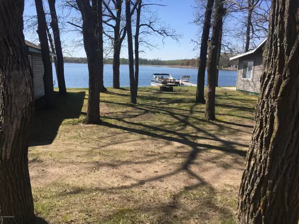 Henning, MN 56551,49222 Middle Leaf RD ##3