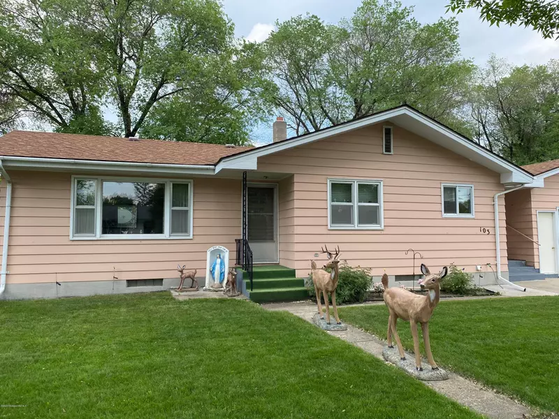 103 E Roosevelt AVE, Mahnomen, MN 56557