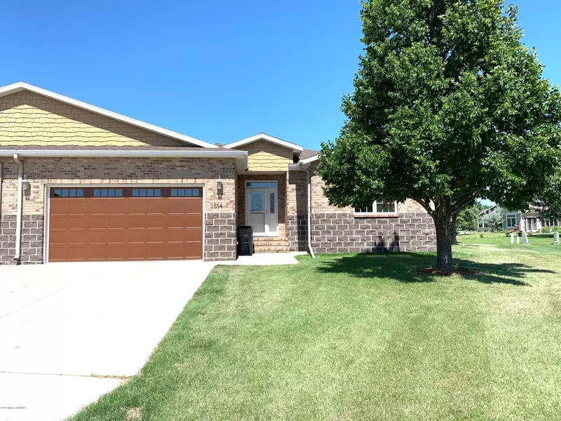 3814 41st AVE S, Moorhead, MN 56560