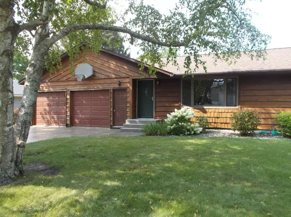 Ellsworth, WI 54011,640 W Crest LN