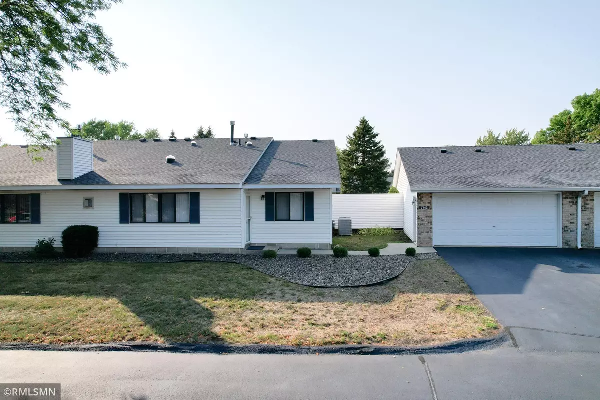 Apple Valley, MN 55124,7743 157th ST W