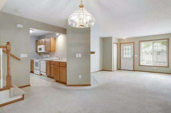 Chanhassen, MN 55317,7893 Autumn Ridge AVE