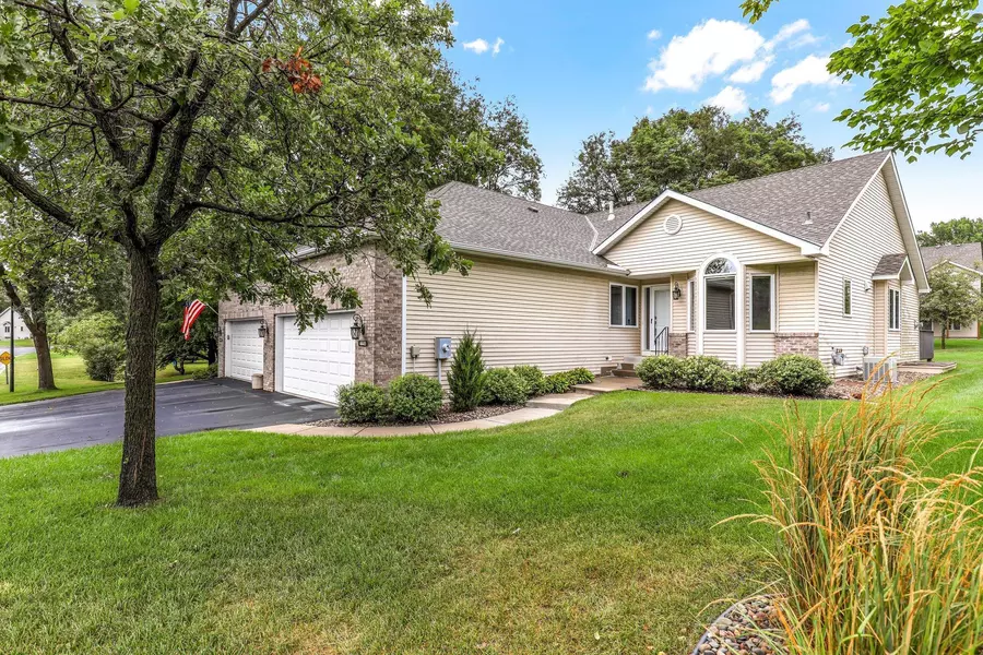 4449 Lakeshore TER, Eagan, MN 55122