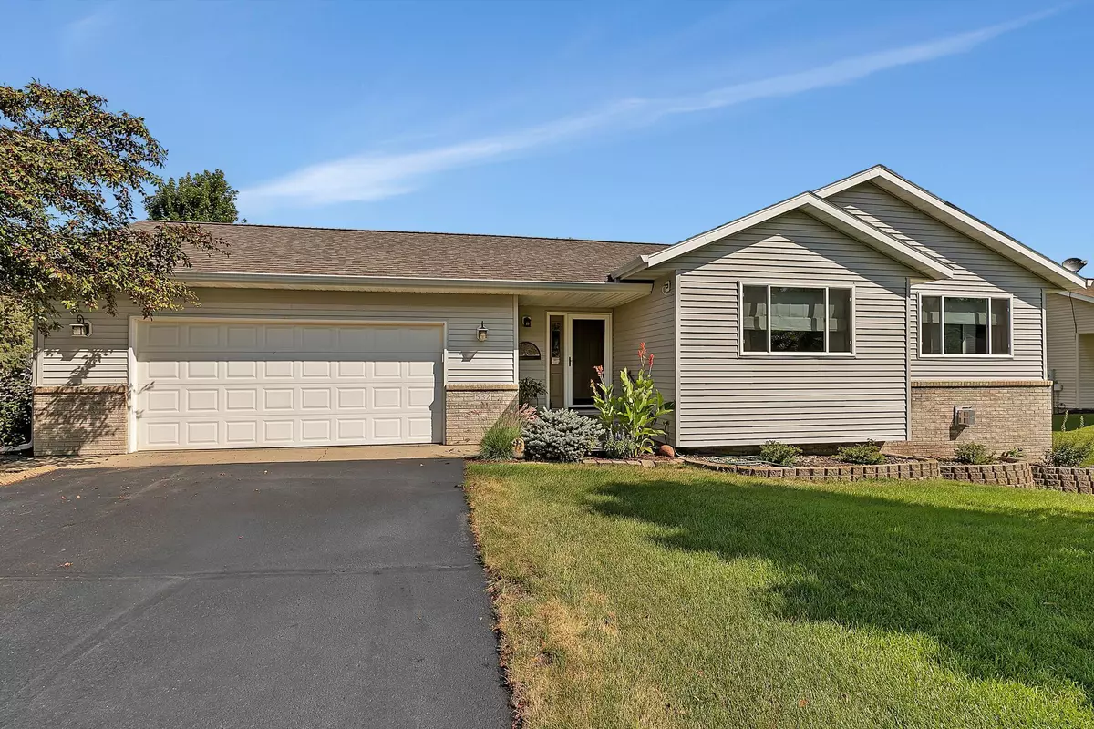 Rockville, MN 56320,532 Cypress CT