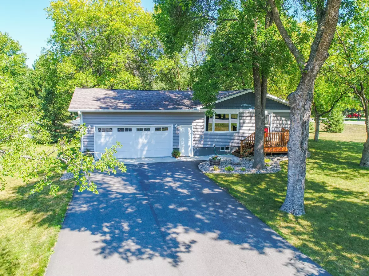 Alexandria, MN 56308,1609 Scenic Heights RD NE