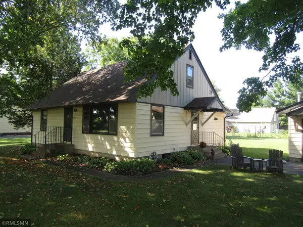 255 W 8th ST, Rush City, MN 55069