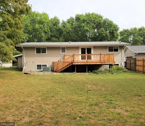 Marshall, MN 56258,204 Deschepper ST