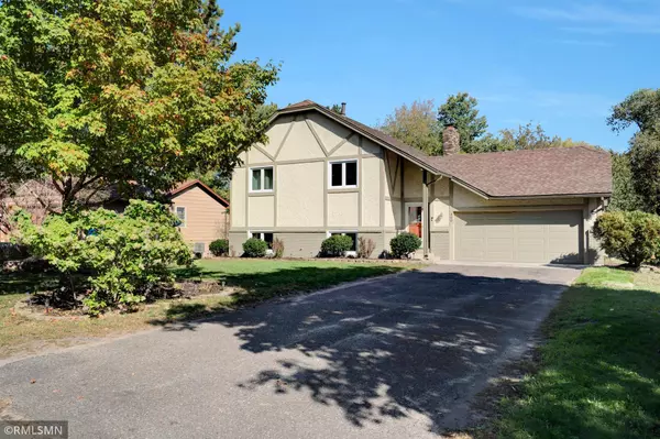 Circle Pines, MN 55014,300 Little John DR