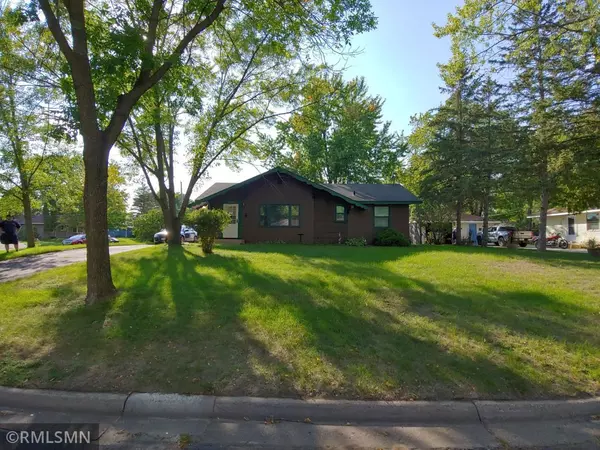 11102 Zion ST NW, Coon Rapids, MN 55433