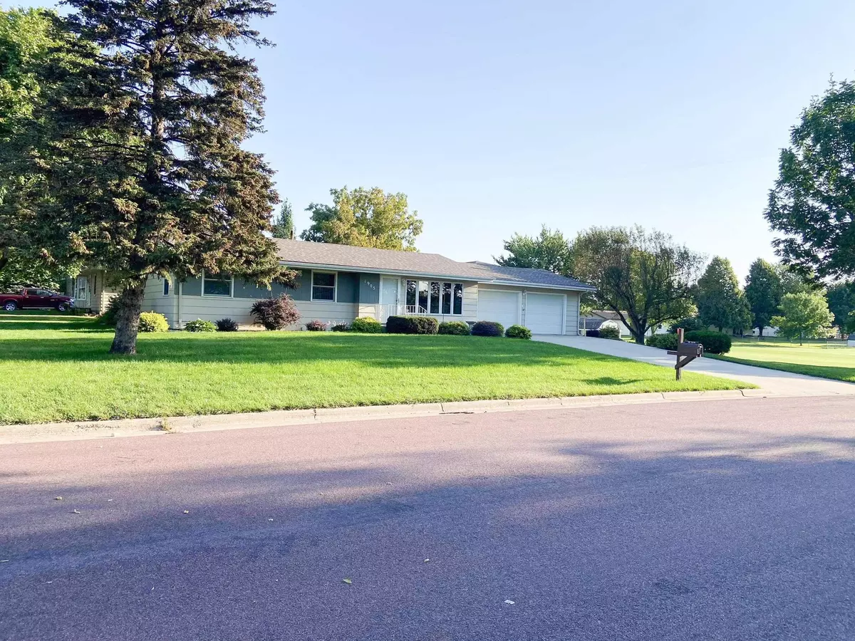 Worthington, MN 56187,1905 Evelyn ST