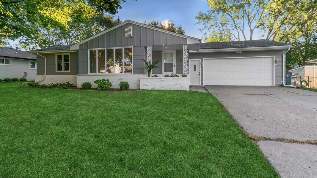 7371 Tempo TER NE, Fridley, MN 55432