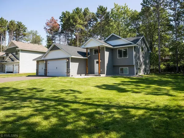 Cambridge, MN 55008,1030 Joy CIR