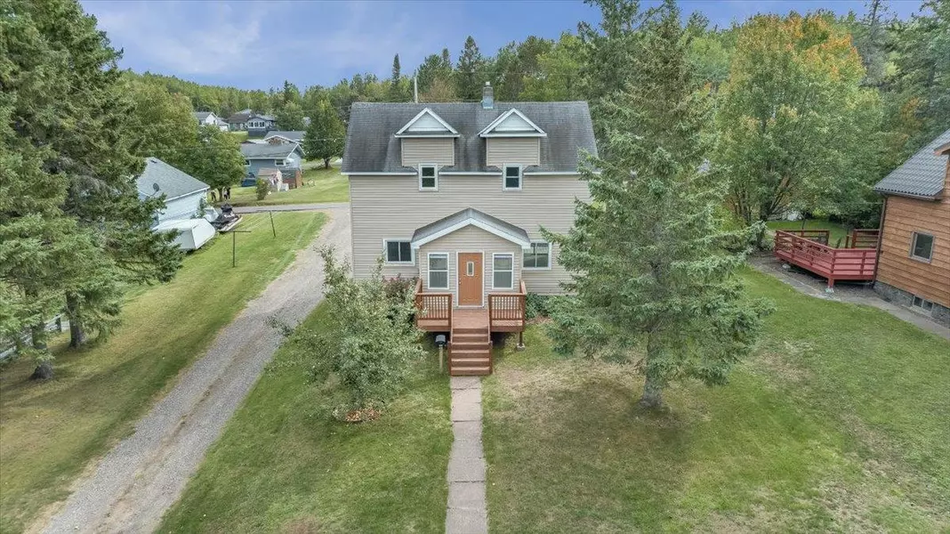 830 2nd ST, Proctor, MN 55810