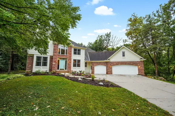 Mahtomedi, MN 55115,788 Woodridge CT