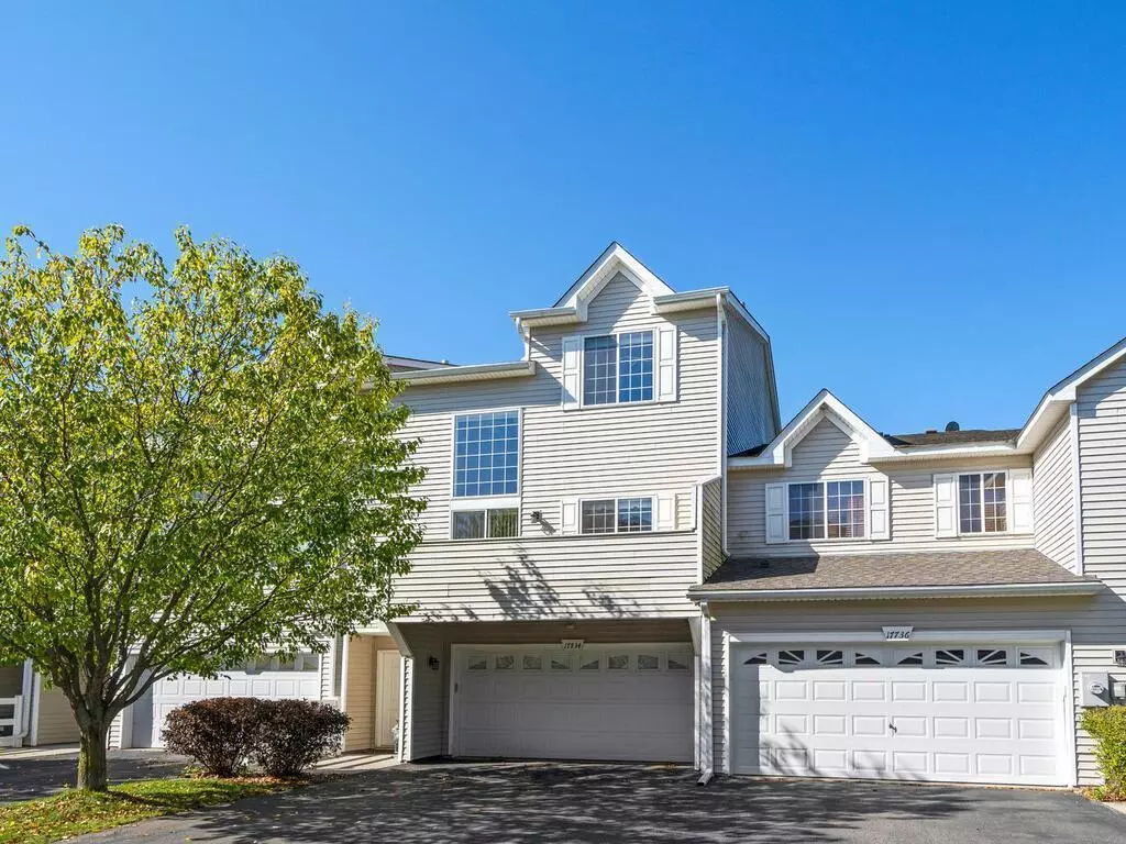 Eden Prairie, MN 55347,17734 Hackberry CT