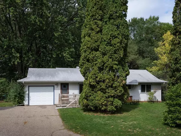 Apple Valley, MN 55124,281 Pinewood DR