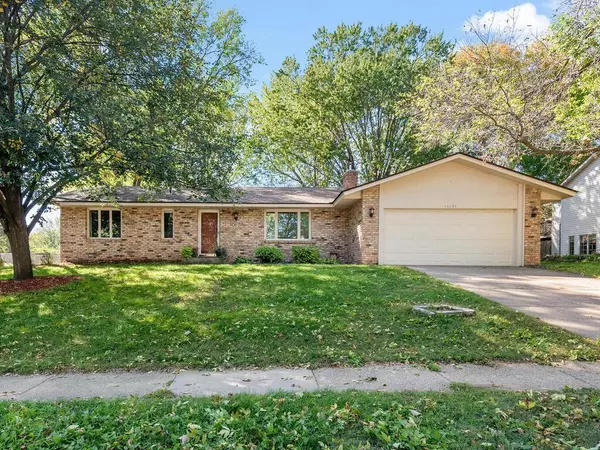 14197 Garland AVE, Apple Valley, MN 55124