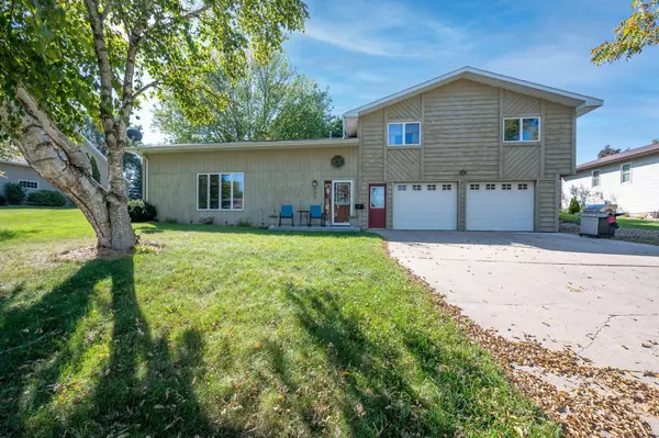 Fairmont, MN 56031,500 S Valley View CT