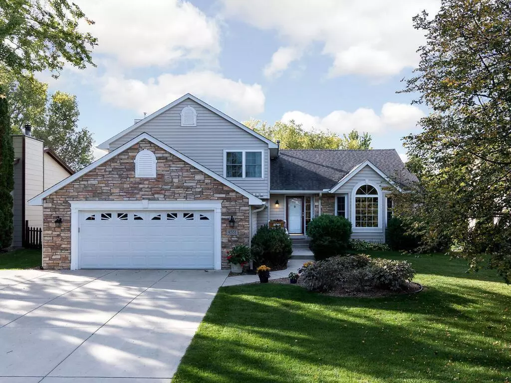 Savage, MN 55378,4551 River Bend PL