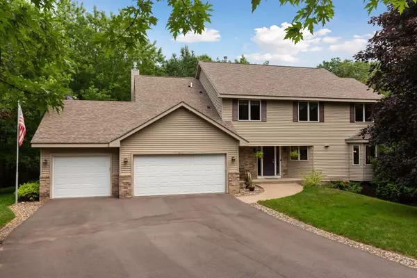 Prior Lake, MN 55372,18415 Lone Oak CT