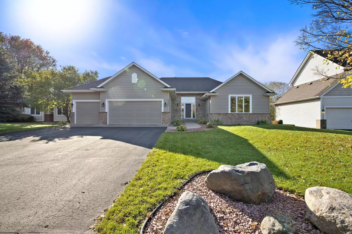 Woodbury, MN 55129,2396 Eagle Valley DR