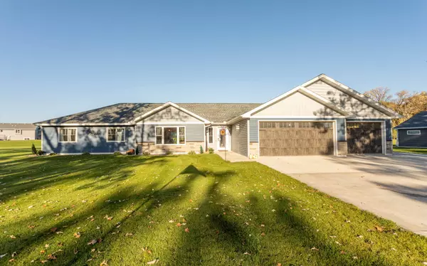 4030 Rosewood LN SE, Alexandria, MN 56308