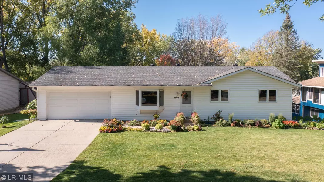 1011 Sunset DR, Fergus Falls, MN 56537