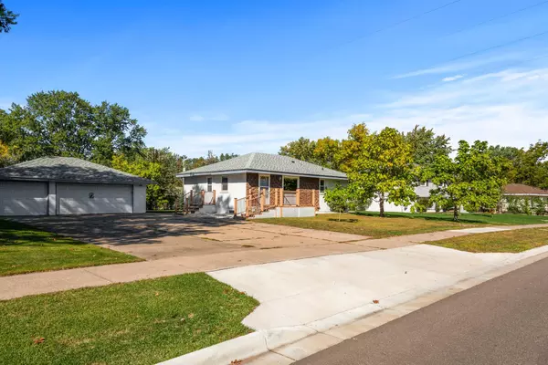 11102 Jefferson ST NE, Blaine, MN 55434