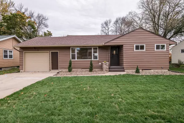 116 2nd ST NW, Byron, MN 55920