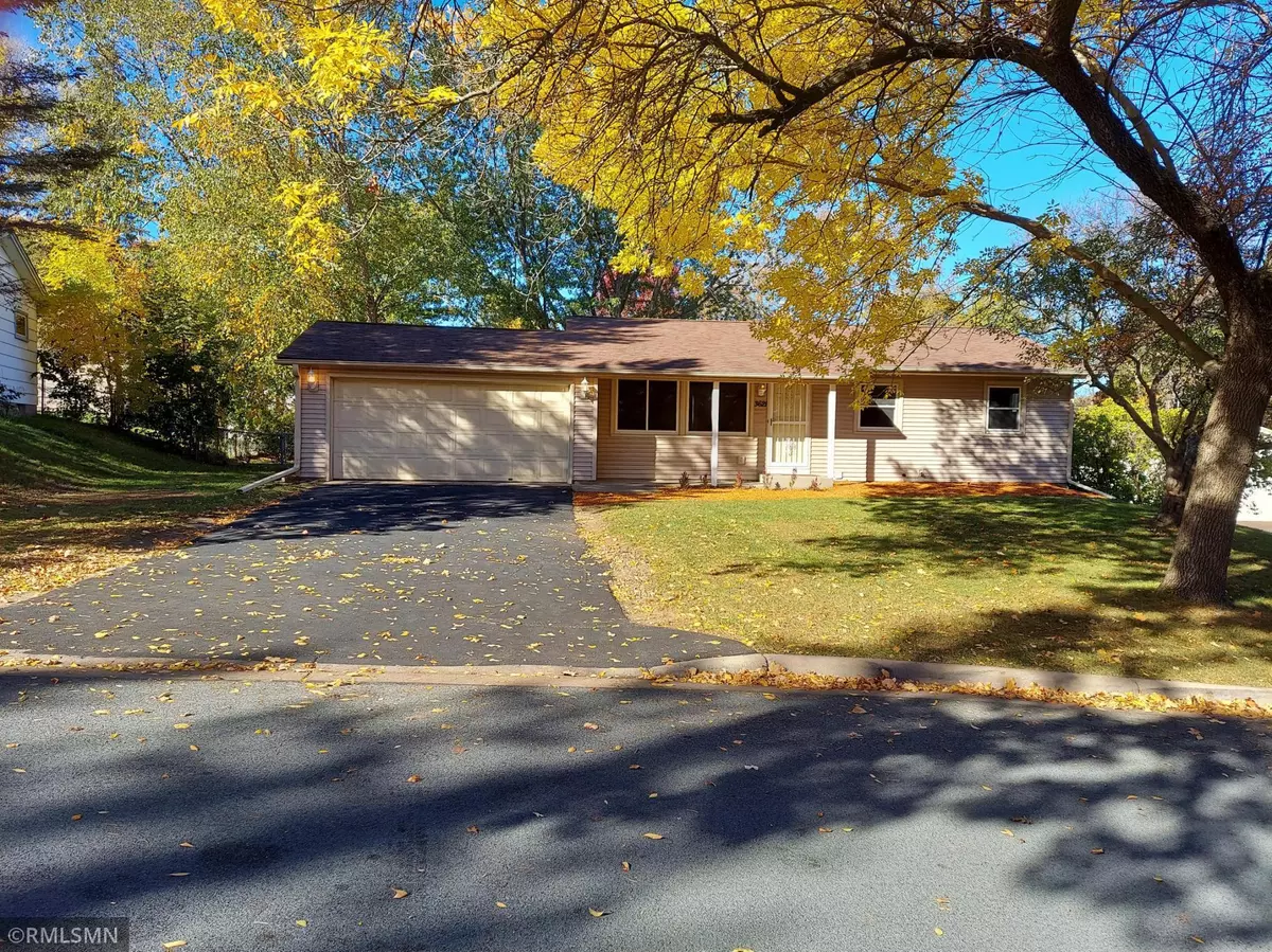 White Bear Lake, MN 55110,3621 Rolling View DR