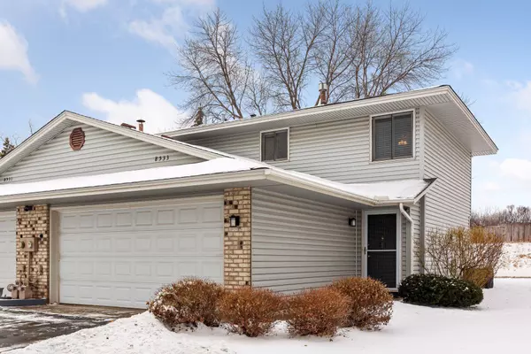 8533 W 97th Street CIR, Bloomington, MN 55438