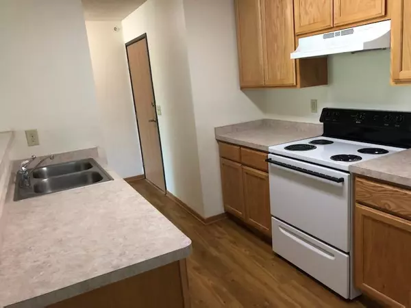 Elk River, MN 55330,1001 School ST NW