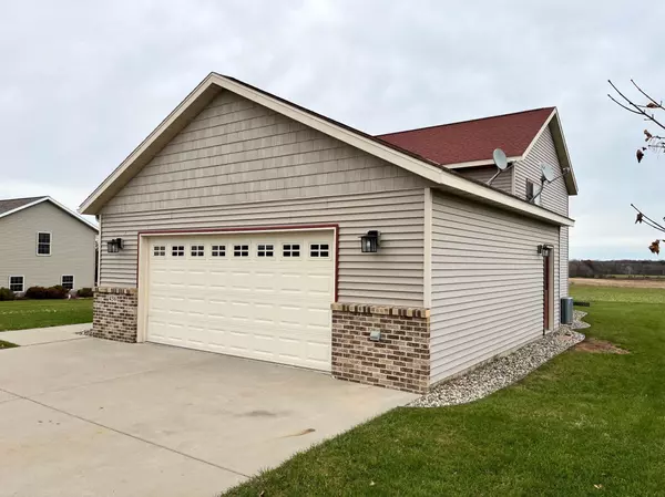 Long Prairie, MN 56347,436 Prairie LN