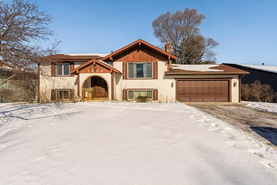 1808 Pearson Pkwy, Brooklyn Park, MN 55444