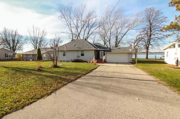 21583 Hillside Beach RD, Fergus Falls, MN 56537