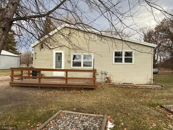 615 E Adams AVE, Mahnomen, MN 56557