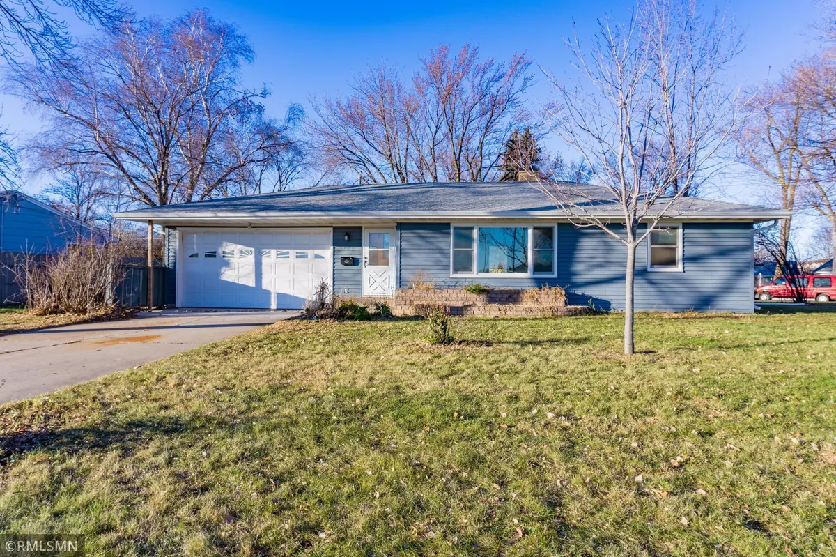 Waconia, MN 55387,204 W 4th ST