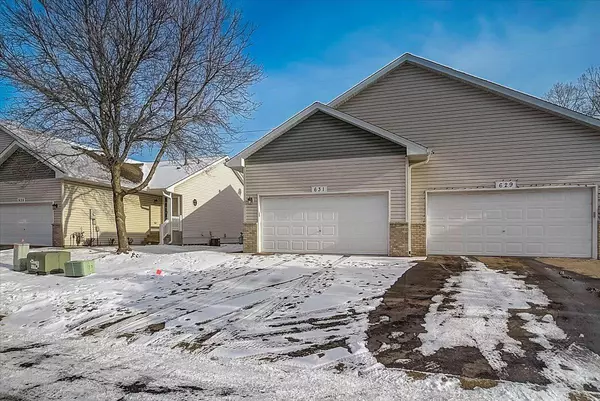 Coon Rapids, MN 55433,631 86th LN NW