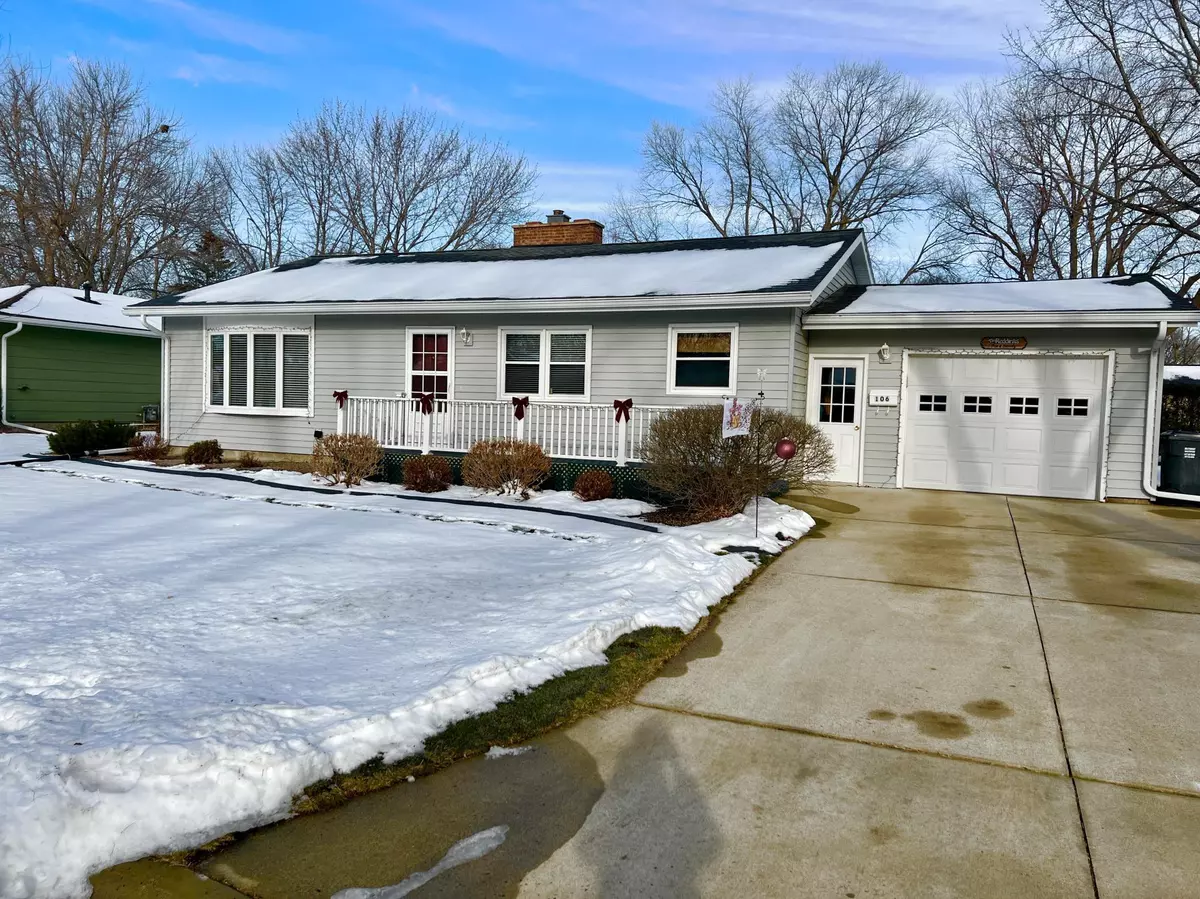 Marshall, MN 56258,106 W James AVE