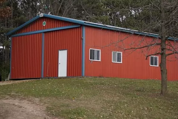877 Bradley DR, Hudson, WI 54016